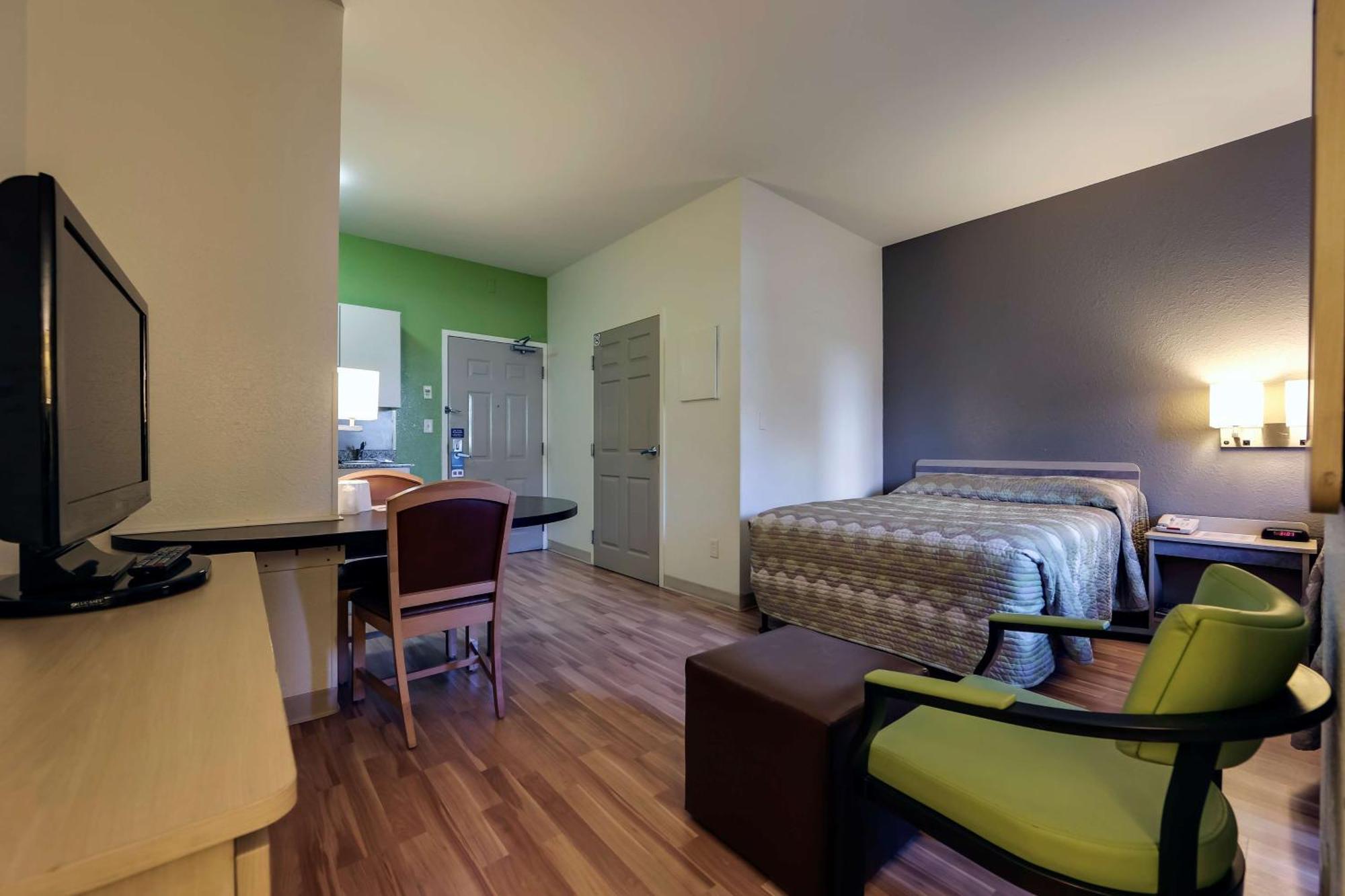 Studio 6 Toronto - Mississauga With Kitchenettes المظهر الخارجي الصورة