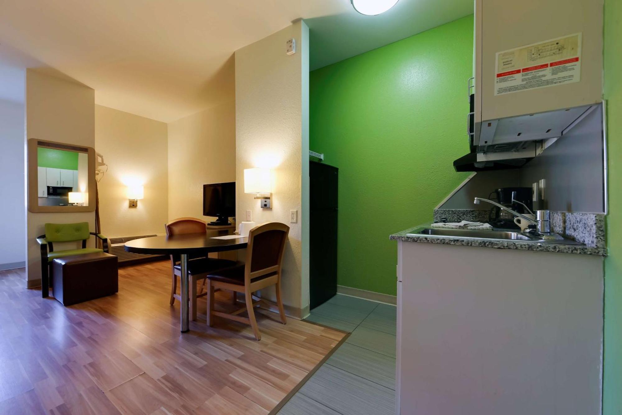 Studio 6 Toronto - Mississauga With Kitchenettes المظهر الخارجي الصورة