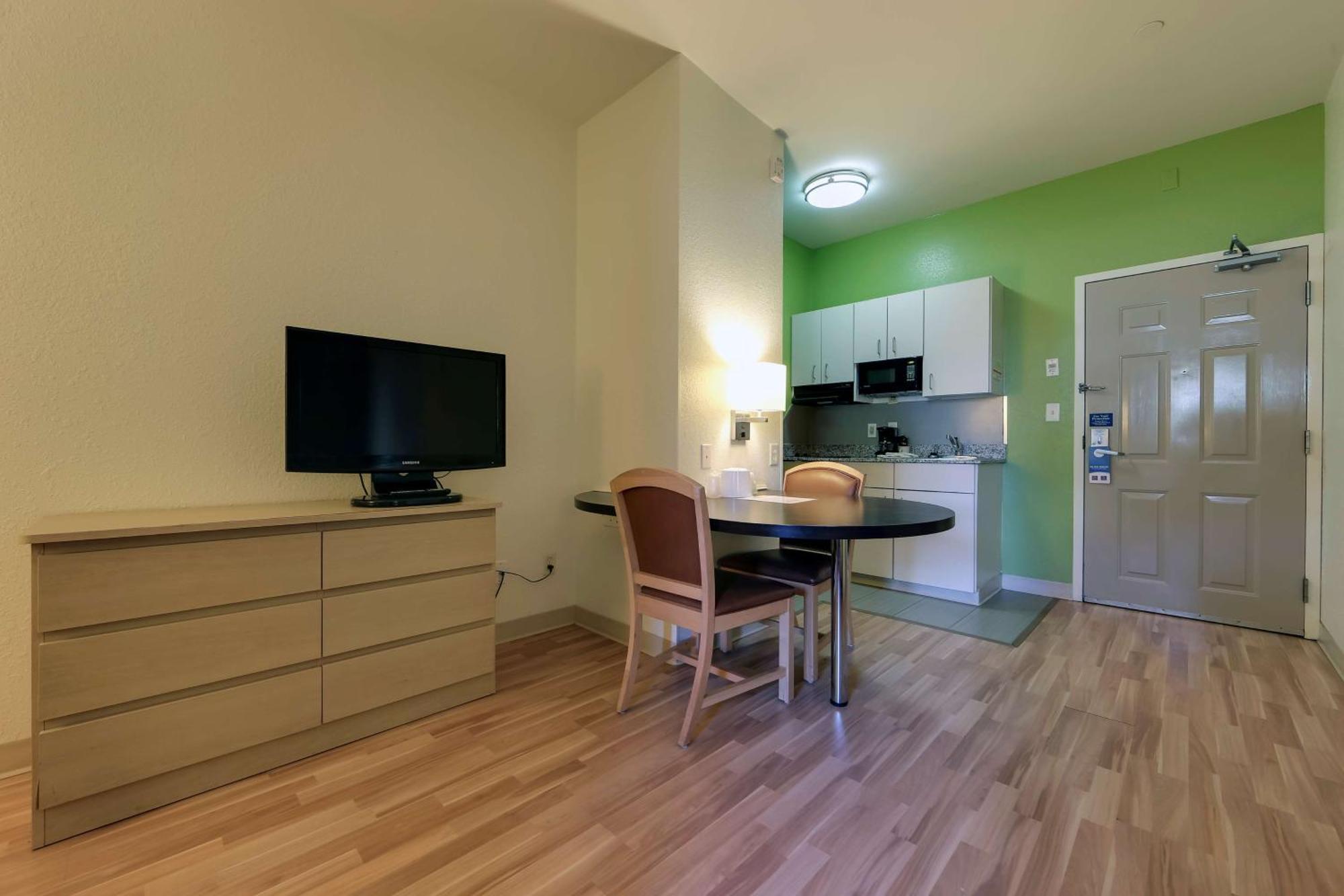 Studio 6 Toronto - Mississauga With Kitchenettes المظهر الخارجي الصورة