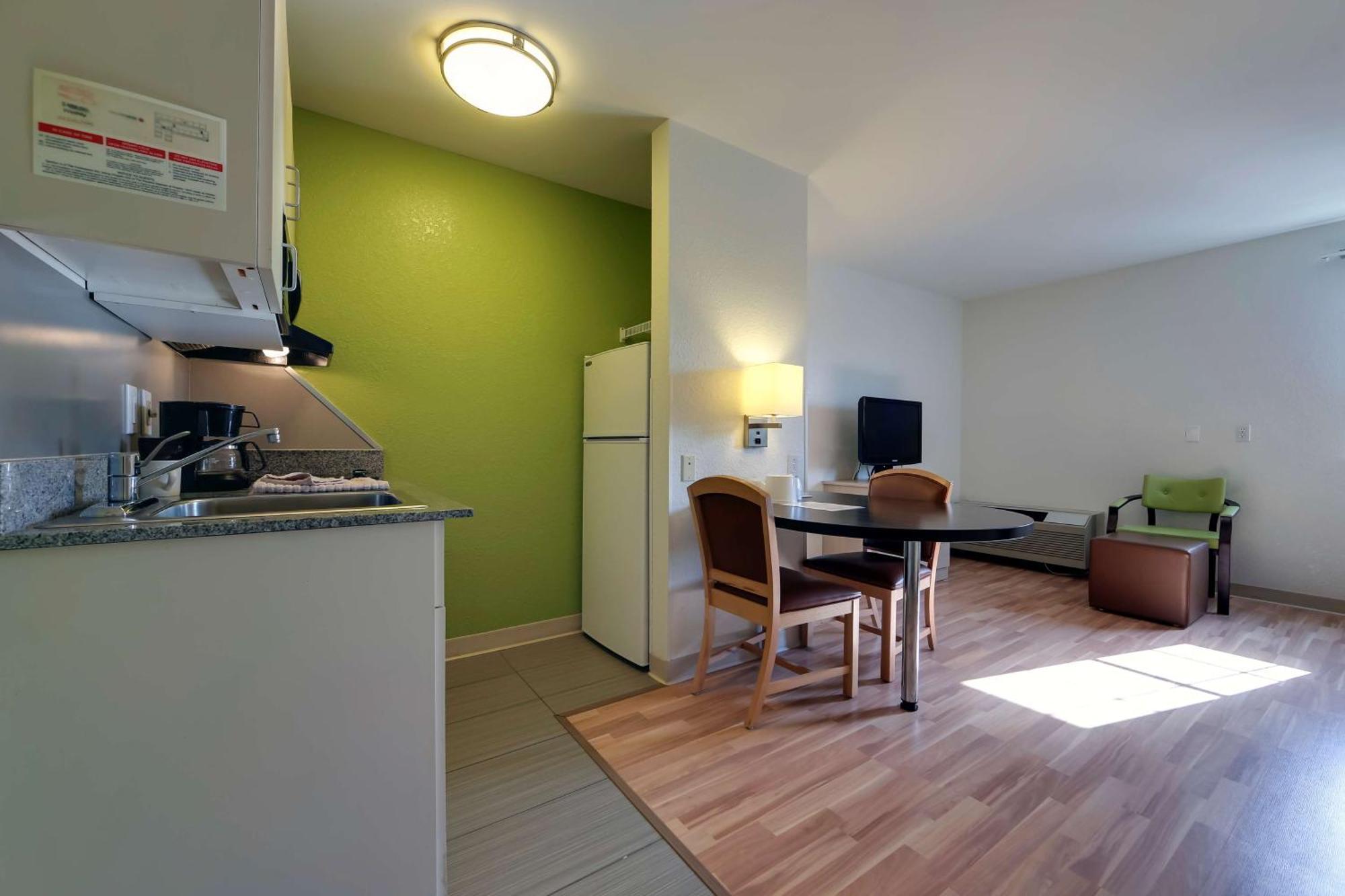 Studio 6 Toronto - Mississauga With Kitchenettes المظهر الخارجي الصورة